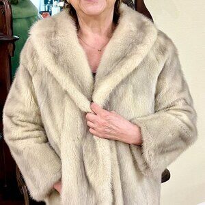 STUNNING SILVER MINK JACKET